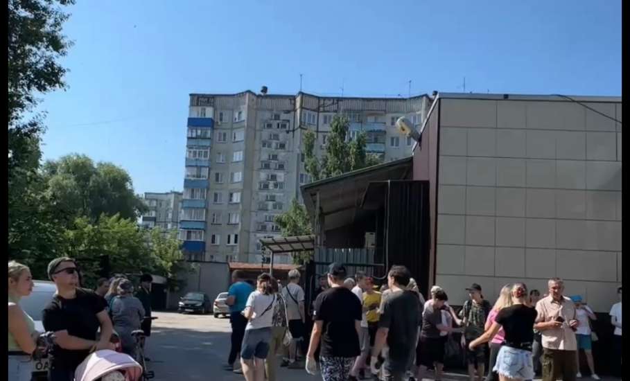 Сегодня на берегах ручья Лучок проходит субботник