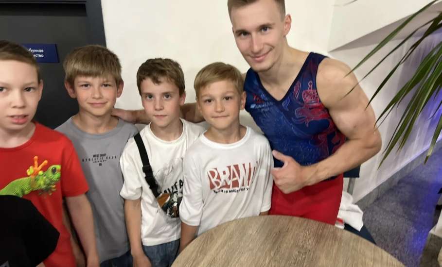 Спортсмены из Ельца побывали на чемпионате России по спортивной гимнастике