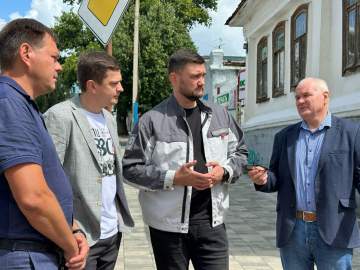 Вячеслав Жабин: &laquo;Сегодня Елец с рабочим визитом посетил министр жилищно-коммунального хозяйства Липецкой области Никита Сергеевич Путилин&laquo;