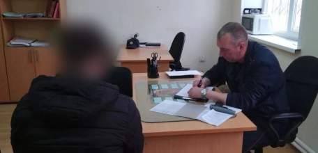 19-летнего ельчанина оштрафовали на 300 рублей за разбитую остановку!