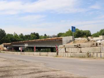 В с. Нижний Воргол возобновились строительные работы по реконструкции моста через реку Воргол