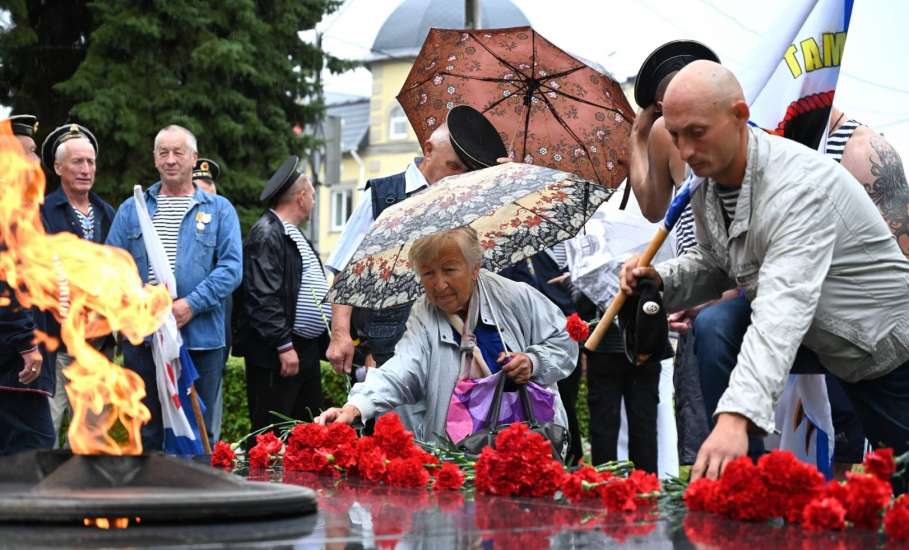 Сегодня наша страна отмечает День Военно‑Морского Флота &mdash; праздник, который по праву считается одним из самых значимых в истории нашего государства