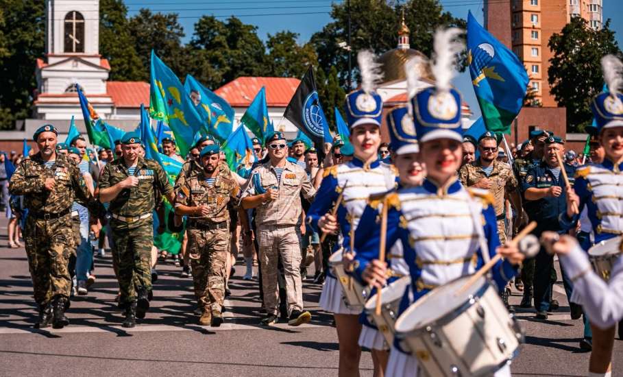 Сегодня &mdash; день тех, кто всегда на шаг впереди