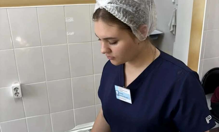 Сразу 5 медицинских сестер пополнили штат Елецкой стоматологической поликлиники