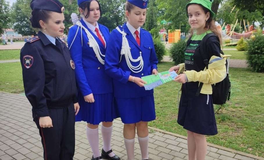 В Ельце автоинспекторы и юидовцы провели акцию &laquo;Несовершеннолетний водитель&raquo;