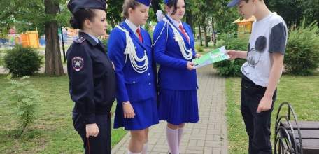 В Ельце автоинспекторы и юидовцы провели акцию &laquo;Несовершеннолетний водитель&raquo;