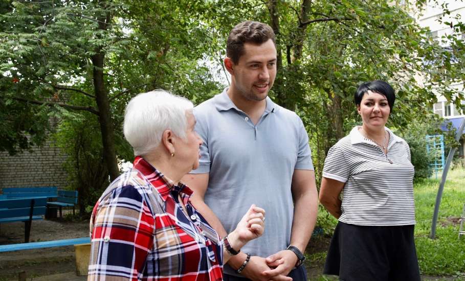 Запрос на обновление детских и спортивных площадок &mdash; один из самых частых наказов для спикера областного Совета