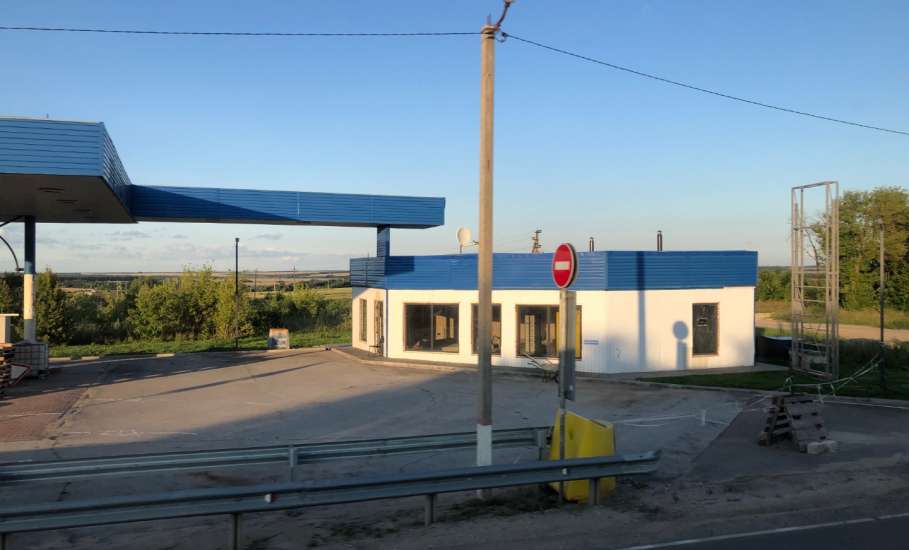 С завтрашнего дня на АЗС &laquo;Газпрома&raquo;, &laquo;Лукойла&raquo;, Teboil и &laquo;Роснефти&raquo; вводится временный режим &laquo;чёт‑нечёт&raquo;