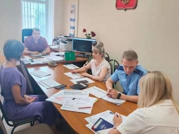 Нелегальную занятость обсудили в администрации Ельца