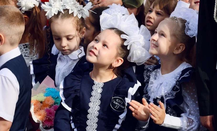 Владимир Сериков: &laquo;Этот праздник объединяет всех нас &mdash; независимо от возраста и профессии&raquo;