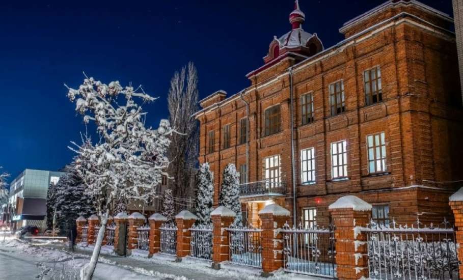 История длиною в 120 лет