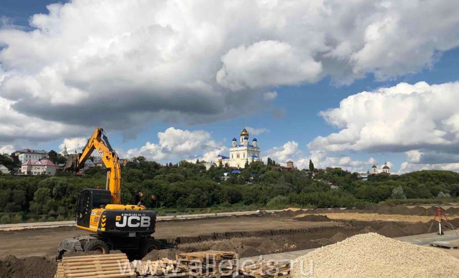 Благоустройство набережной полным ходом идёт в Ельце