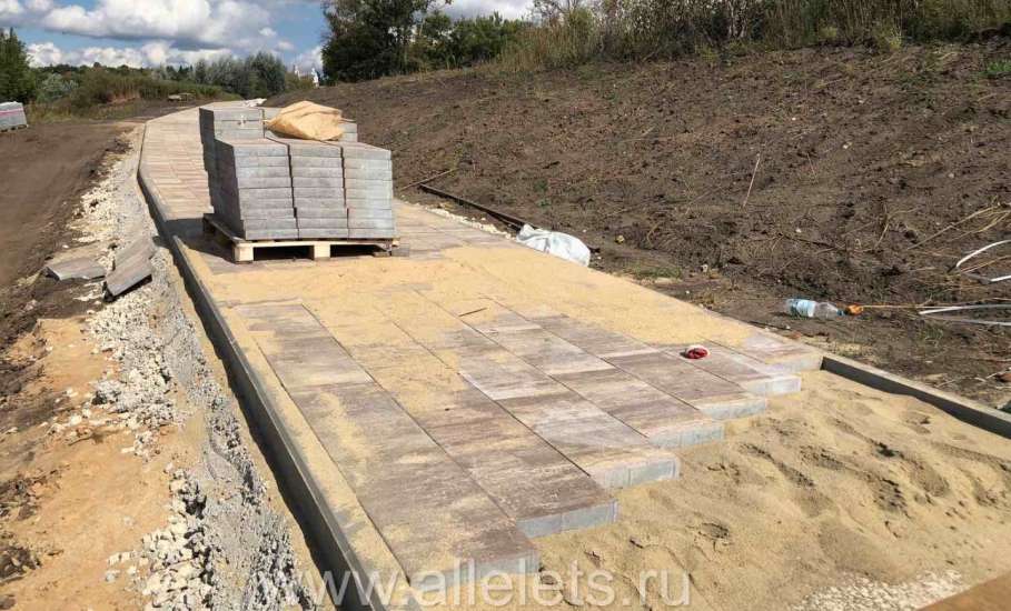 Благоустройство набережной полным ходом идёт в Ельце