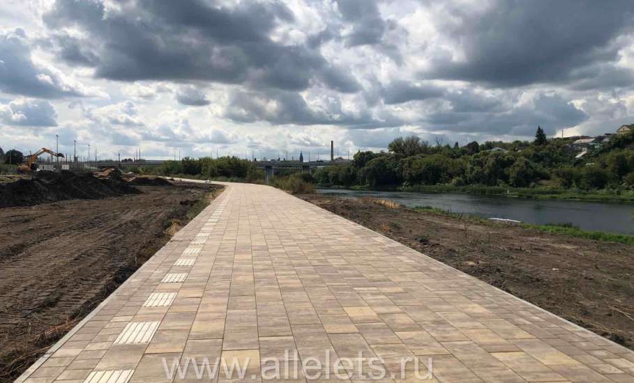 Благоустройство набережной полным ходом идёт в Ельце