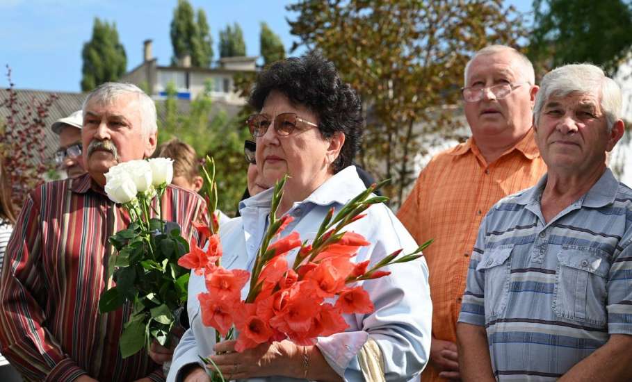 Вячеслав Жабин: &laquo;Еще одним значимым событием сегодня стало открытие памятника Юрию Вячеславовичу Ширяеву.&raquo;