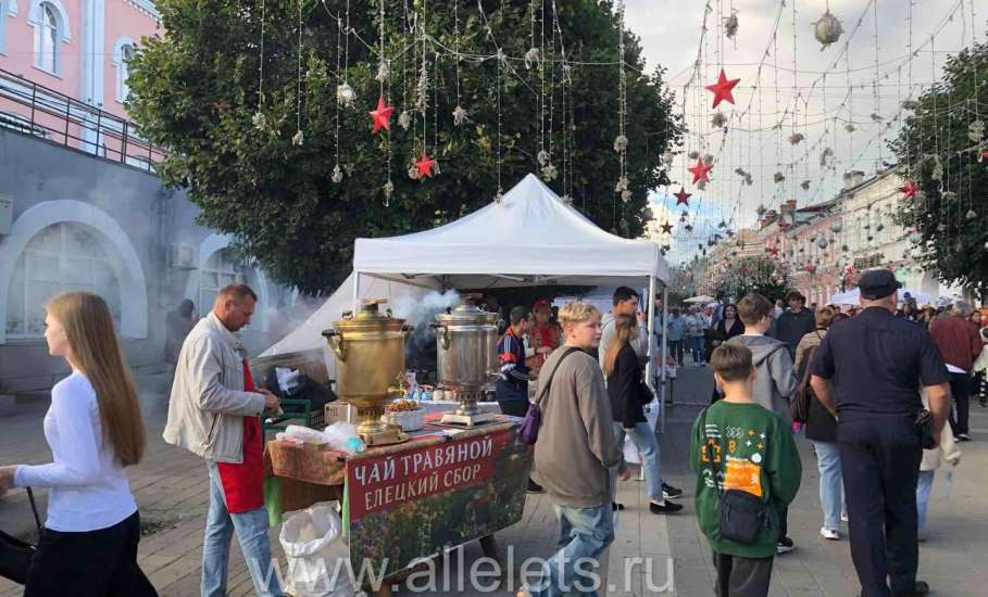Разгуляй в Ельце: сыры по 8000 рублей за кило и другие явстсва!