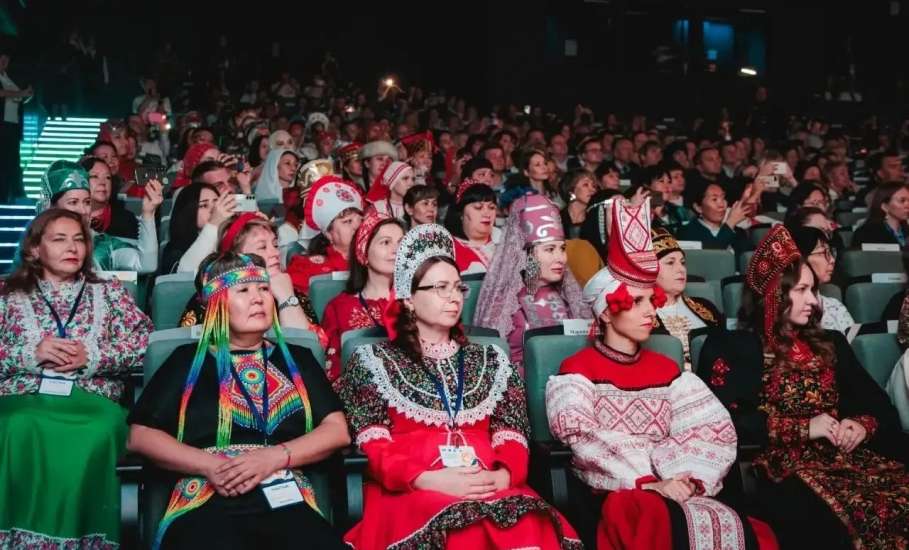 Вчера в Липецке прошла торжественная церемония открытия V Всероссийского профессионального конкурса &laquo;Лучший учитель родного языка и родной литературы&raquo;