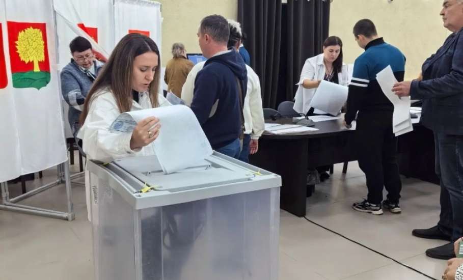 Выборы-2026: стартовал первый день голосования в Елецком районе!