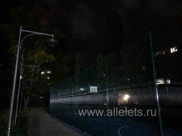 Почему с самого открытия зоны отдыха по улице Свердлова отсутствует уличное освещение?