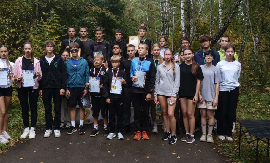23 сентября в парке 40-летия Октября состоялись чемпионат и первенство города Ельца по легкоатлетическому кроссу