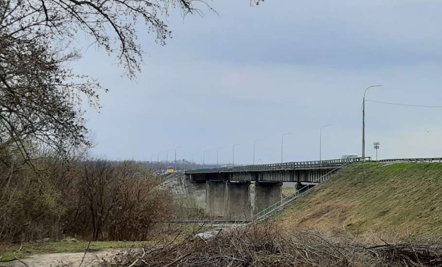 Начинаем морально готовиться к закрытию Лавского моста в Ельце!