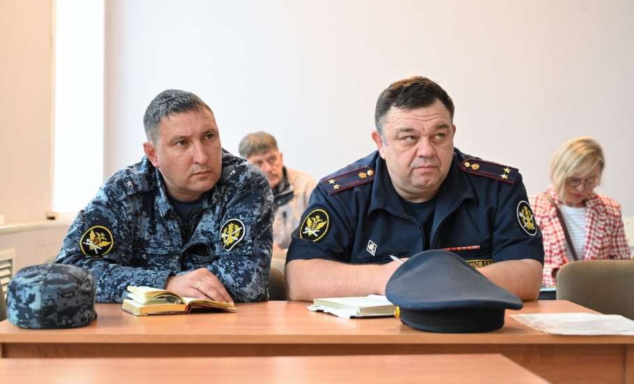 В администрации городского округа город Елец прошло заседание антитеррористической комиссии