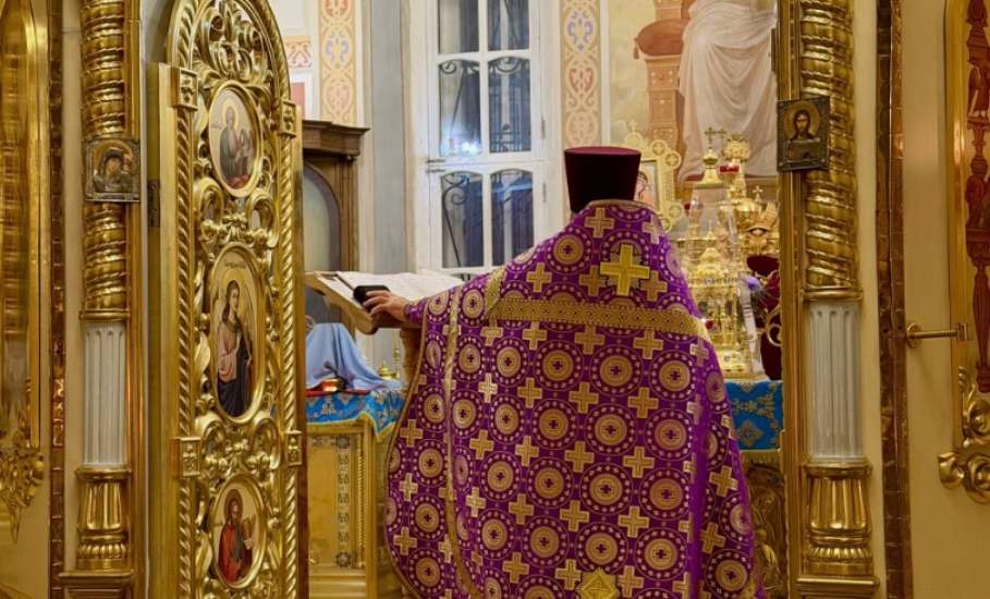 Воздвижение Честного и Животворящего Креста Господня &mdash; праздник, который Православная Церковь отмечает 27 сентября
