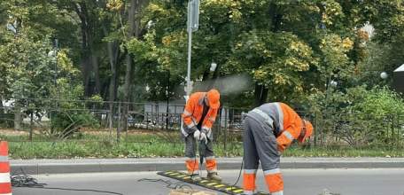 В Ельце продолжается установка искусственных дорожных неровностей