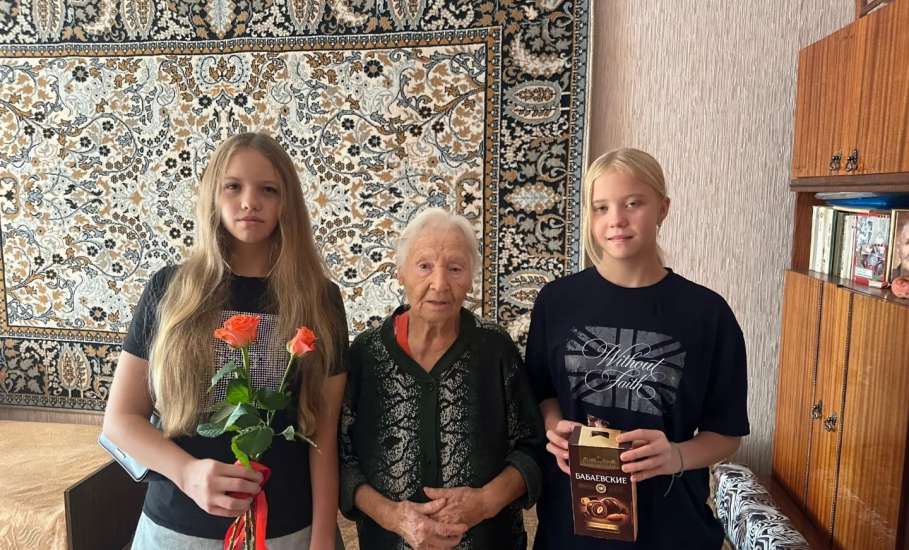 В Ельце навестили ветеранов