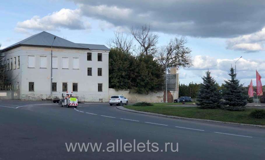 На Площади Победы появилась новая дорожная разметка