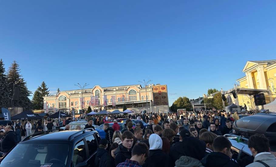 Фестиваль &laquo;Автозвук&raquo; состоялся в Ельце