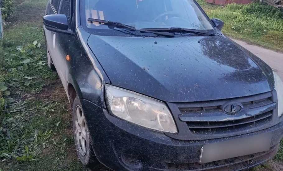 Житель Становлянского округа подозревается в угоне автомобиля, принадлежащего сожительнице