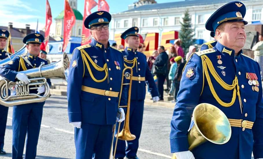 Мероприятие &laquo;В гостях у Неженских гусар&raquo;  проходит в Ельце