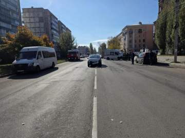 В Ельце в столкновении иномарок пострадала женщина-водитель!