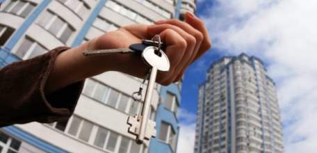 В Ельце дети-сироты получат ключи от 15 квартир