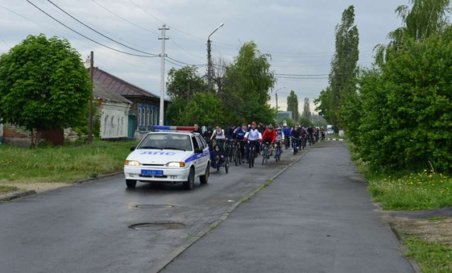 В Ельце состоялся велопарад