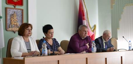 В Администрации города Елец прошло заседание 3-х сторонней комиссии