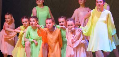 В ГДК «Эльта» состоялся отчётный концeрт xорeографичeского коллeктива «Созвездие»