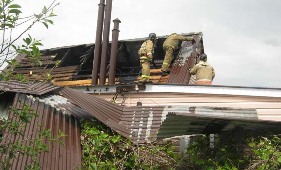 8 июня в Елецком районе горел жилой дом