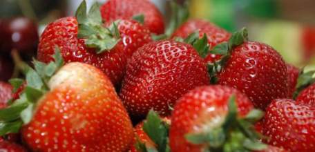 Роспотребнадзор: Рекомендации по выбору клубники
