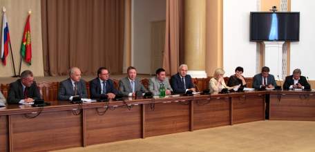 На оперативном совещании в администрации Липецкой области обсудили развитие туристической отрасли