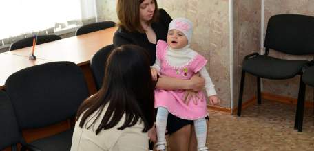 Елецкая семья получила безвозмездную помощь для своего ребёнка от предпринимателя