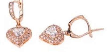 Ельчанка совершила хищение 3-х золотых серёжек из квартиры своей матери