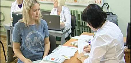 В Ельце сотрудников АК № 1499 обследовали специалисты Центра здоровья