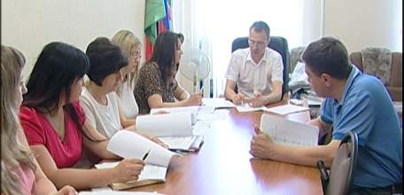 В поддержку малого и среднего бизнеса: 22 претендента на получение субсидий в 300 тысяч рублей получили положительные решения