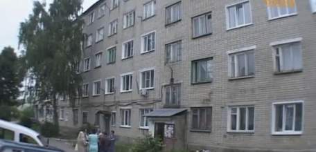 Жители разрушающегося дома на Александровской улице взывают о помощи