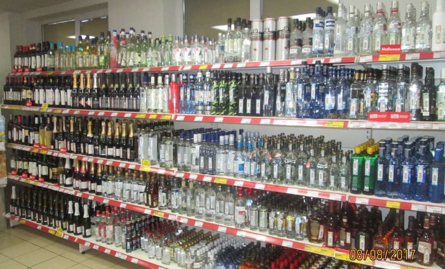 Специалистами управления потребительского рынка проведено наблюдение за состоянием рынка алкогольной продукции города Ельца