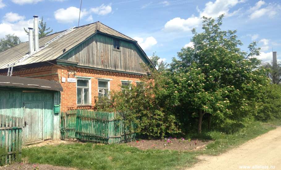 ВЦИОМ: Идеальное жилье для большинства россиян – современный частный дом