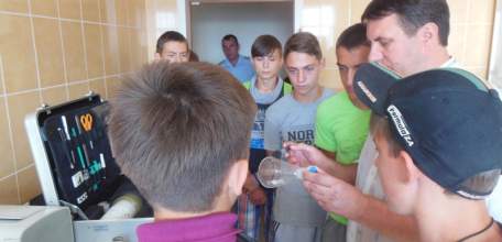 В Ельце для подростков день открытых дверей прошел в отделении полиции