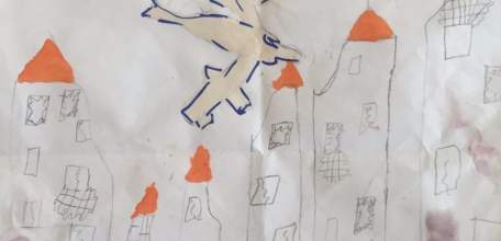 Сотрудники полиции Ельца приняли участие в выставке детского рисунка «Нет экстремизму!»